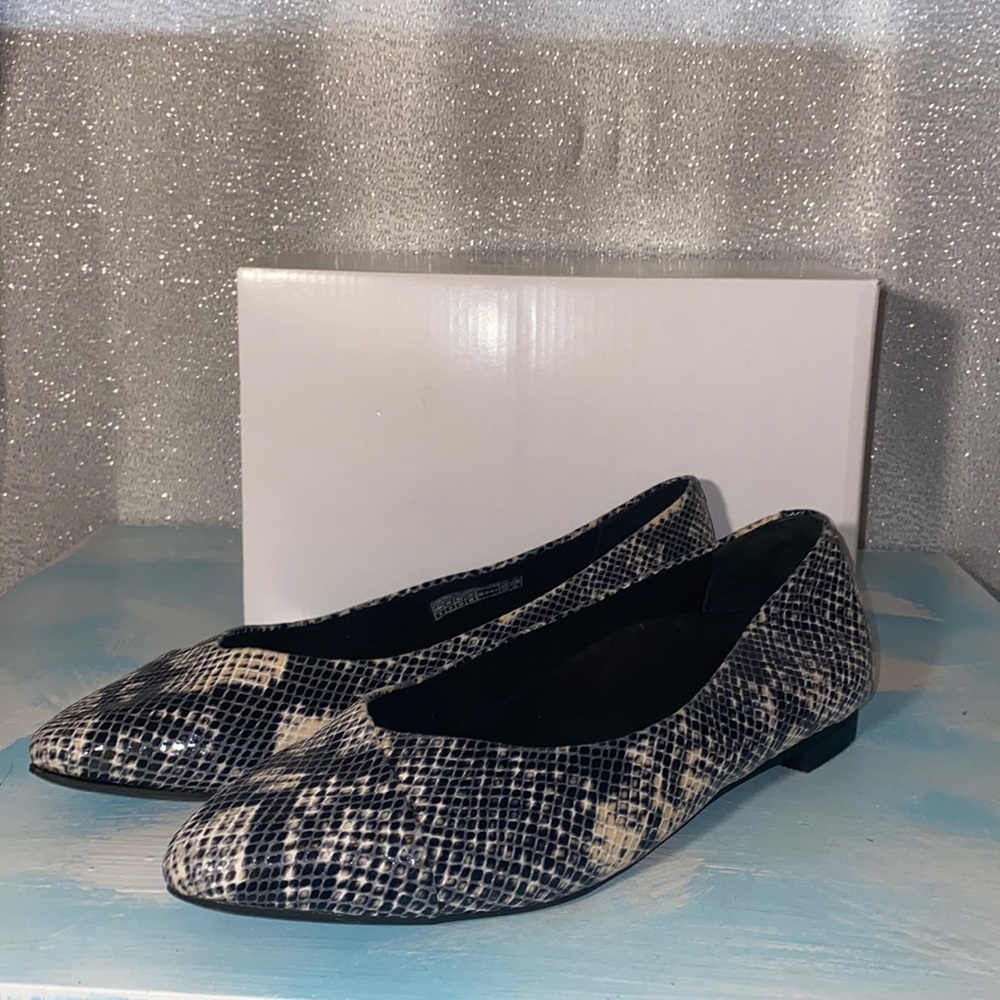 Vionic Caballo Women's Flat